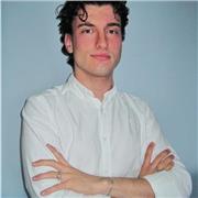 Estudiante de traducción e interpretación con certificado de inglés CAE (C1) acreditado por Cambridge. Para todas las edades.